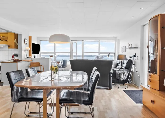 3 Bedroom Cozy In Aabenraa
